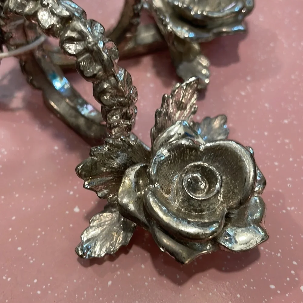 Vintage Silver Tone Metal Rose Design Napkin Ring Holders Set of 8